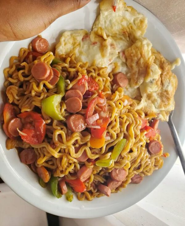 Indomie with fried egg
